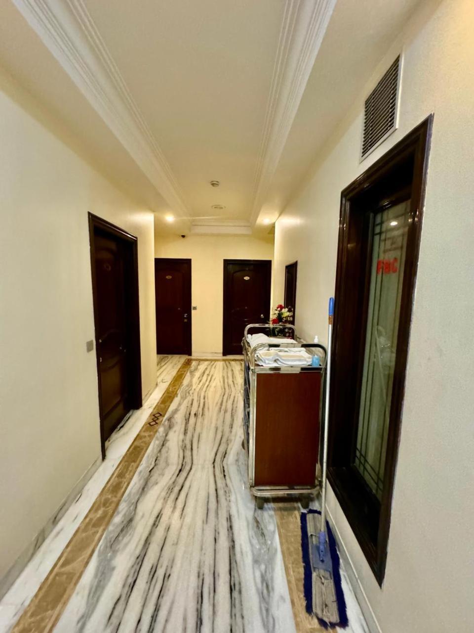 Hotel Florence Inn, Karol Bagh, New Delhi, 2 Min From Metro Екстер'єр фото
