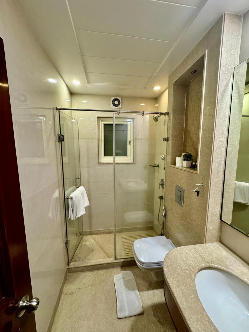 Hotel Florence Inn, Karol Bagh, New Delhi, 2 Min From Metro Екстер'єр фото