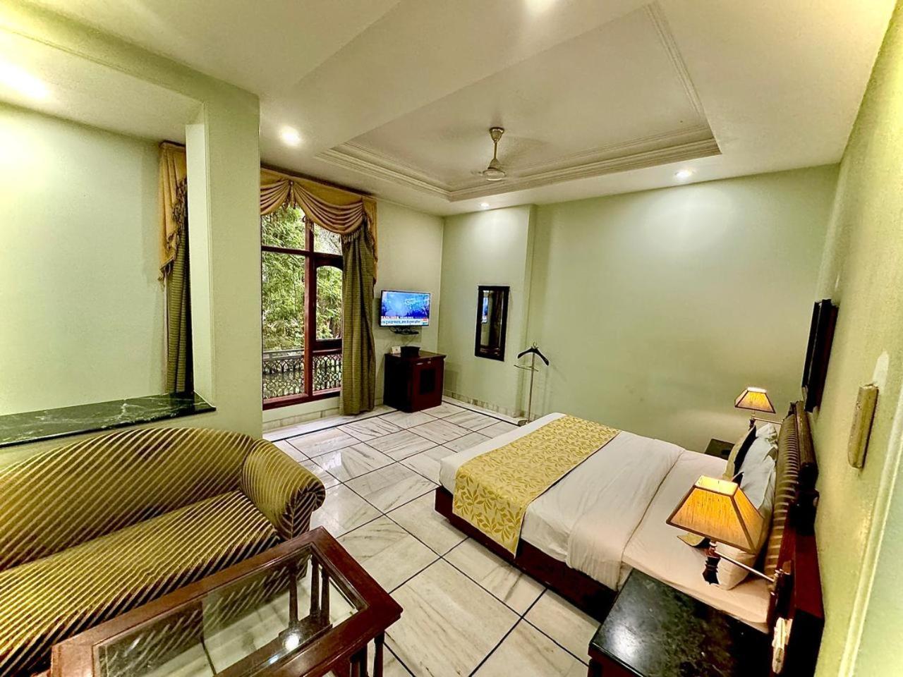 Hotel Florence Inn, Karol Bagh, New Delhi, 2 Min From Metro Екстер'єр фото